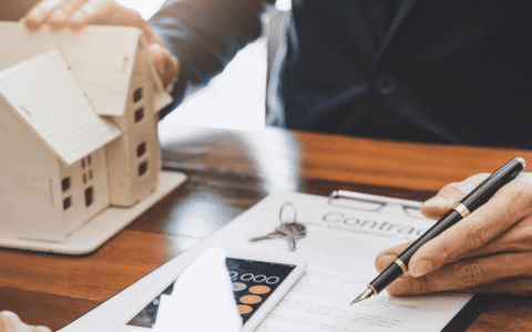 Hypotéky úrokové sadzby úroková sadzba inflácia dolár