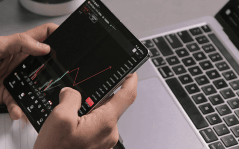 Európske akcie opäť posúvajú rekordy